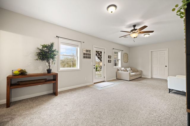 637 Autumnwood Drive, Richmond, KY 40475