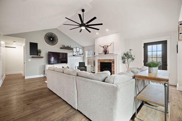 637 Autumnwood Drive, Richmond, KY 40475