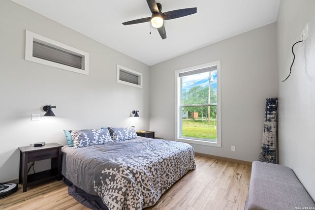 7915 County Road 203, Beeville, TX 78102