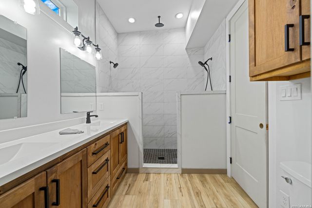 7915 County Road 203, Beeville, TX 78102