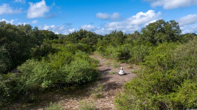 7915 County Road 203, Beeville, TX 78102