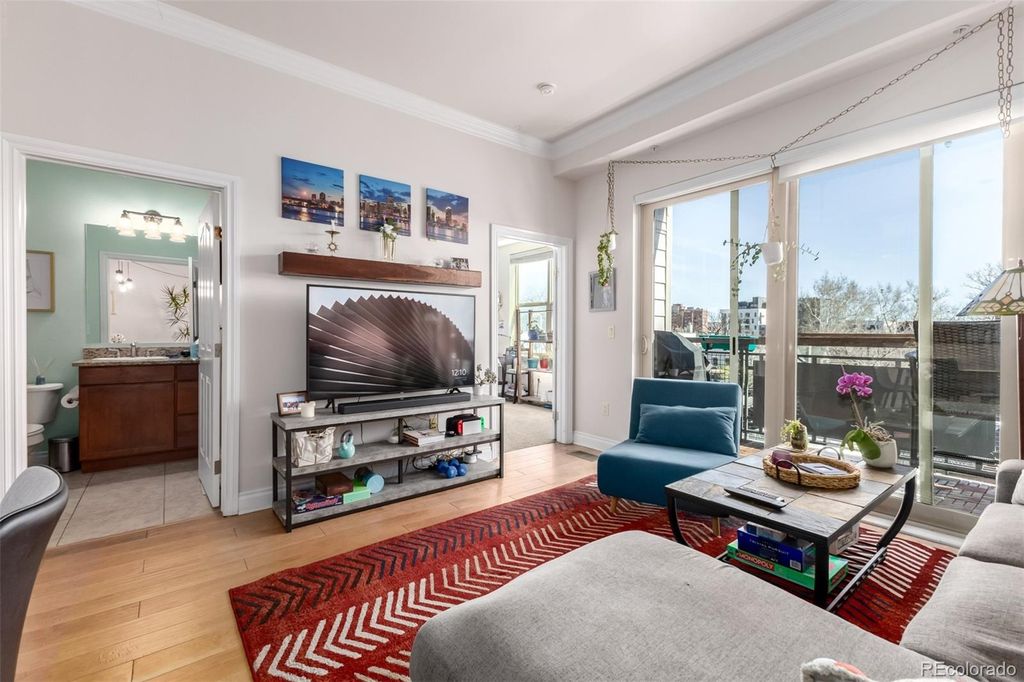 1700 N Emerson Street 411, Denver, CO 80218