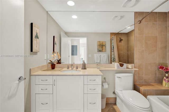 2831 N Ocean Blvd 308N, Fort Lauderdale, FL 33308