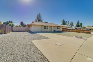 709 La Puente Drive, Bakersfield, CA 93309