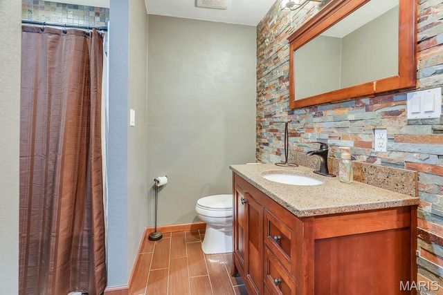 4 Frisse Court, Highland, IL 62249