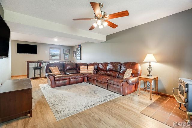 4 Frisse Court, Highland, IL 62249