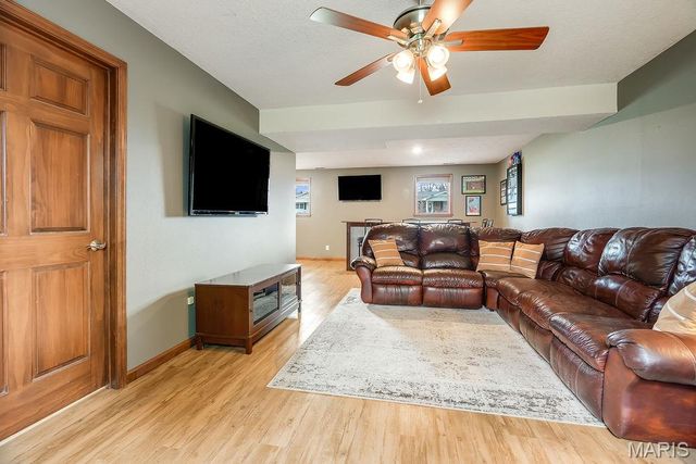 4 Frisse Court, Highland, IL 62249