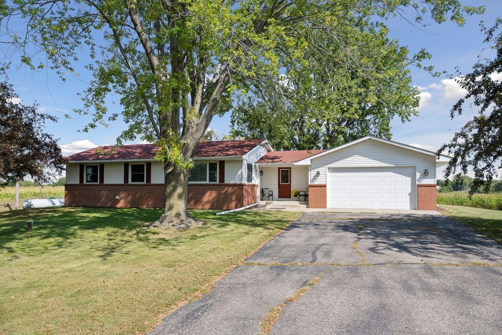 6676 Jason Avenue NE, Albertville, MN 55362