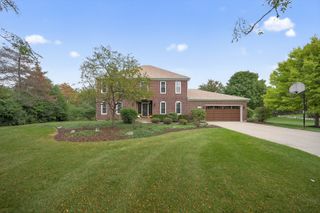 111 Stone Marsh Lane, Barrington, IL 60010