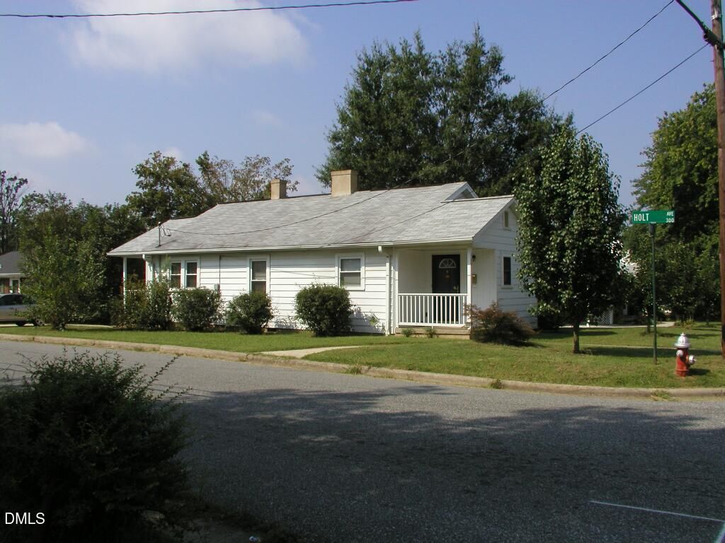 300 Ward Street, Graham, NC 27253