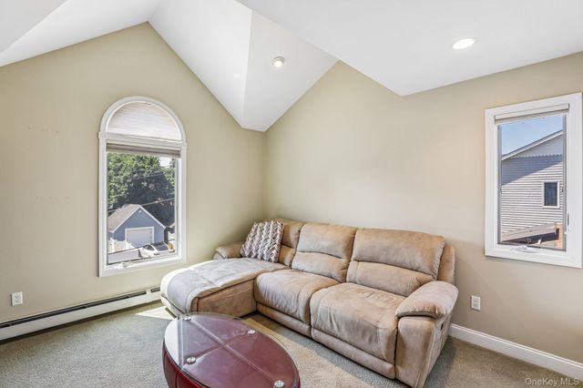 1218 Centre Street, Hewlett, NY 11557