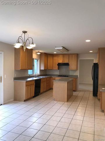 7782 Watford Drive, West Bloomfield Charter Township, MI 48322