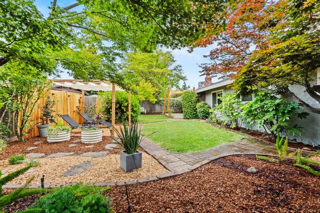 3405 Meadow Way, Rocklin, CA 95677