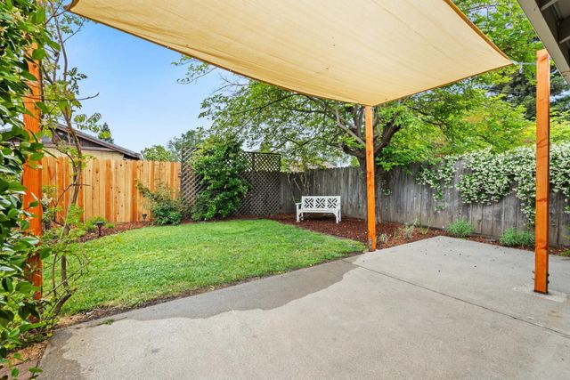 3405 Meadow Way, Rocklin, CA 95677