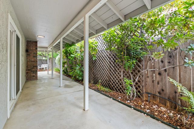 3405 Meadow Way, Rocklin, CA 95677