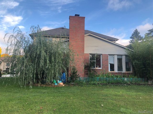 40745 N Northville Trail, Northville, MI 48168