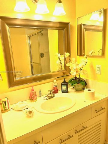 4540 NW 107th Avenue 30811, Doral, FL 33178