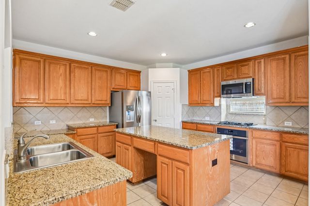 6006 Shadywood Lane, Garland, TX 75043