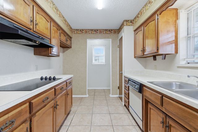 8832 Herman Street, White Settlement, TX 76108