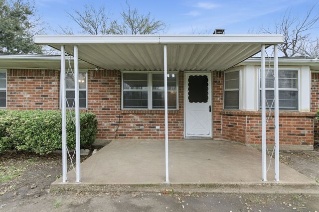 8832 Herman Street, White Settlement, TX 76108