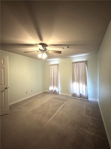 604 S Seattle Avenue, Russellville, AR 72801