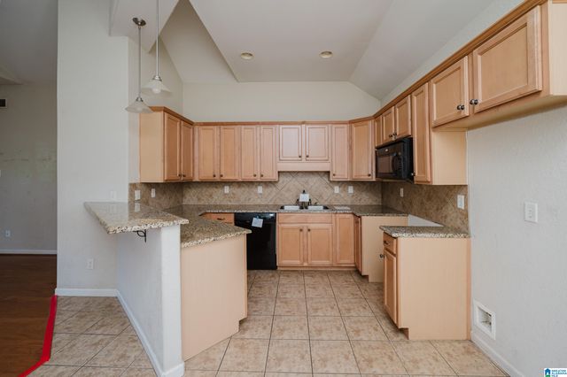 117 RIDGECREST ROAD, Calera, AL 35040