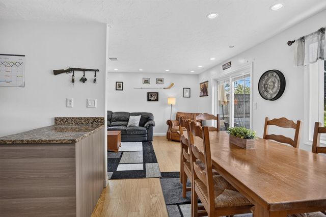 264 Stonebridge Drive, Nashua, NH 03063