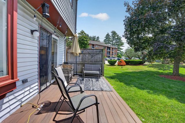 264 Stonebridge Drive, Nashua, NH 03063