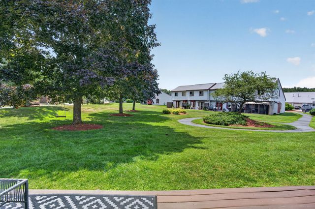 264 Stonebridge Drive, Nashua, NH 03063