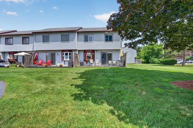 264 Stonebridge Drive, Nashua, NH 03063