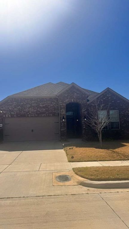 3935 Sidney Lane, Forney, TX 75126