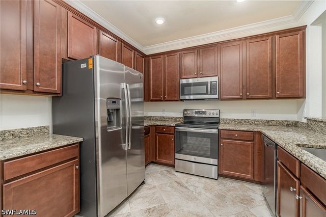 2740 Blossom WAY, Naples, FL 34120