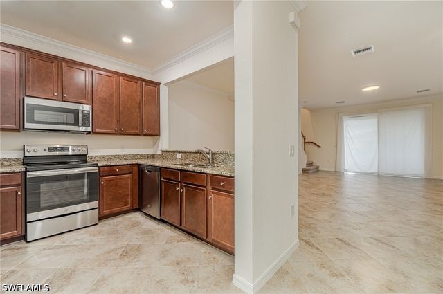 2740 Blossom WAY, Naples, FL 34120