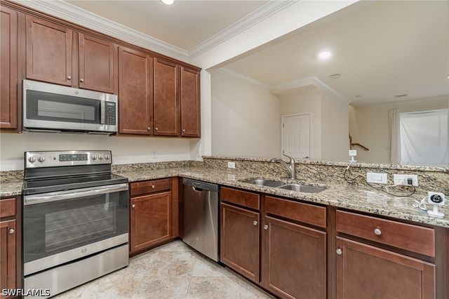 2740 Blossom WAY, Naples, FL 34120