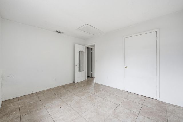 4901 Spruce Avenue, West Palm Beach, FL 33407