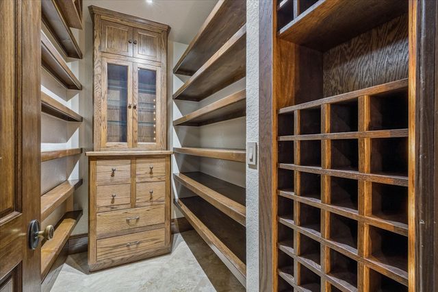 4 Steven Luke Lane, Friendswood, TX 77546