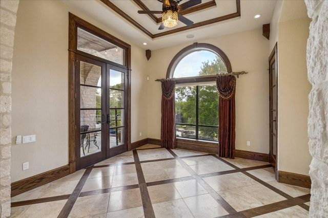4 Steven Luke Lane, Friendswood, TX 77546