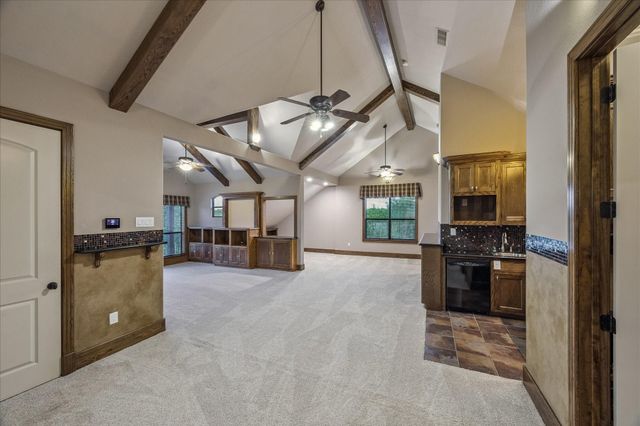 4 Steven Luke Lane, Friendswood, TX 77546
