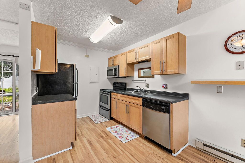 1501 American Boulevard E 204, Bloomington, MN 55425 — photo 3