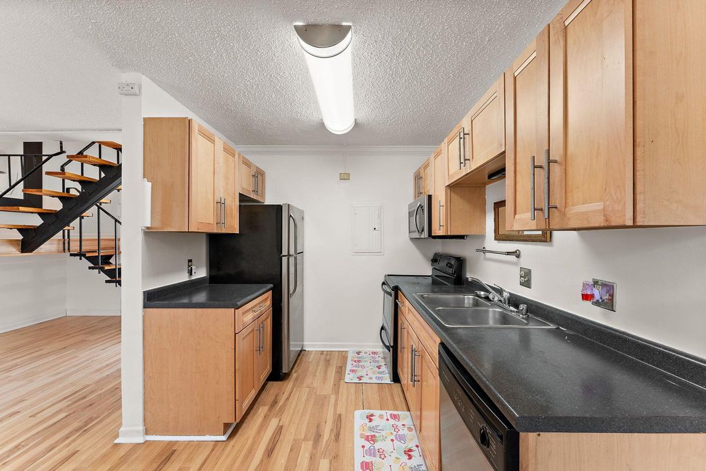 1501 American Boulevard E 204, Bloomington, MN 55425 — photo 4