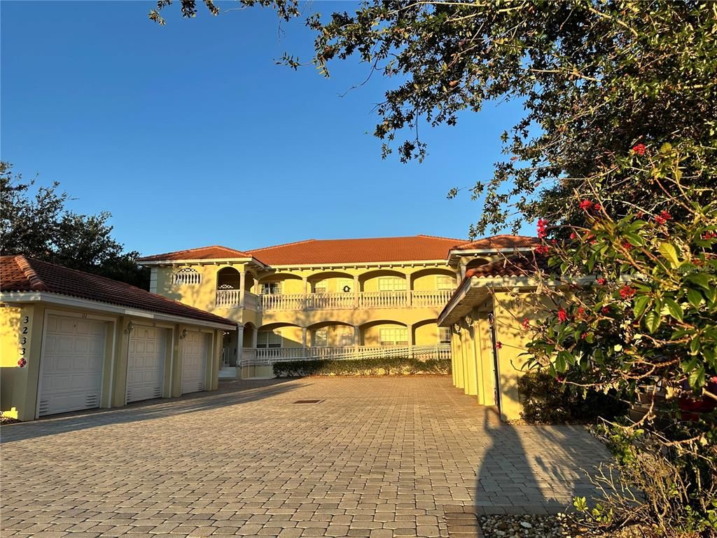 Image 1 of property listing at 3233 PURPLE MARTIN DRIVE 121, Punta Gorda, FL 33950