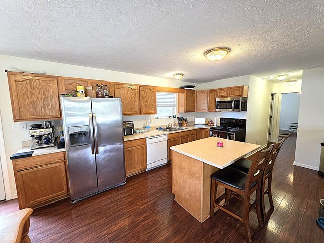 239 Lincoln Hills, Coatesville, IN 46121