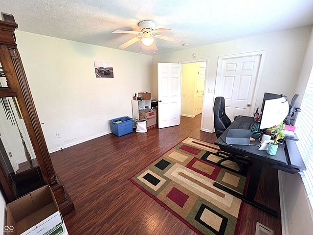 239 Lincoln Hills, Coatesville, IN 46121