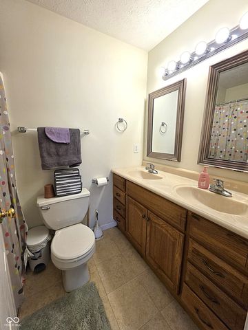 239 Lincoln Hills, Coatesville, IN 46121