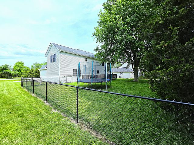 239 Lincoln Hills, Coatesville, IN 46121