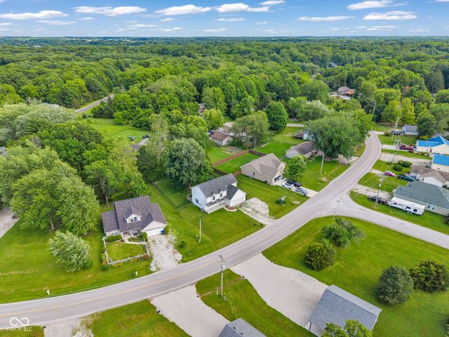 239 Lincoln Hills, Coatesville, IN 46121