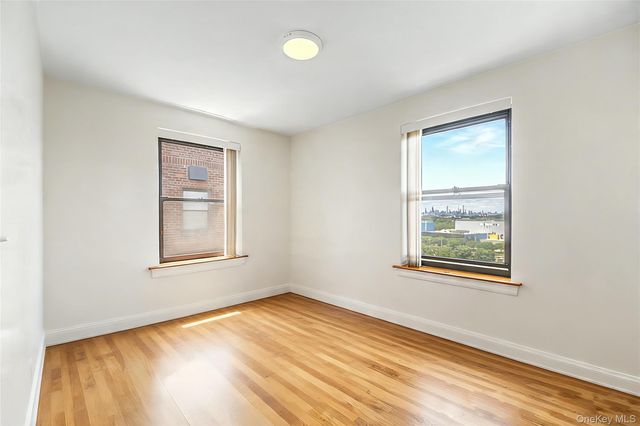 25-34 Union Street 6E, Flushing, NY 11354