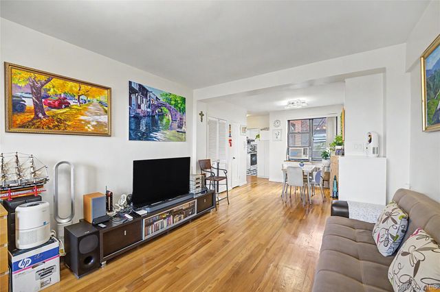 25-34 Union Street 6E, Flushing, NY 11354