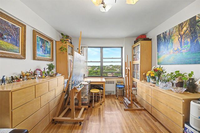 25-34 Union Street 6E, Flushing, NY 11354