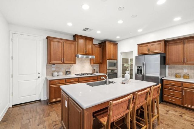 3110 Via Siena Place, Santa Clara, CA 95051